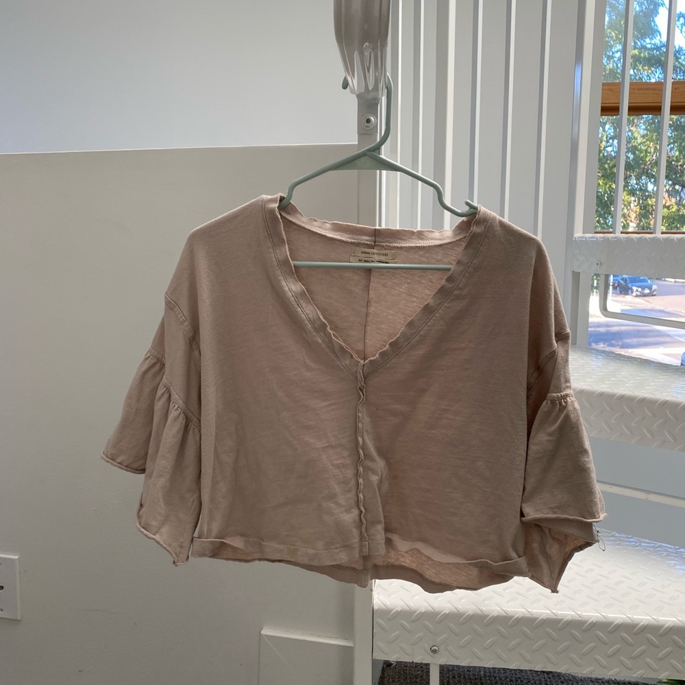 UO 3/4 Flowy Top